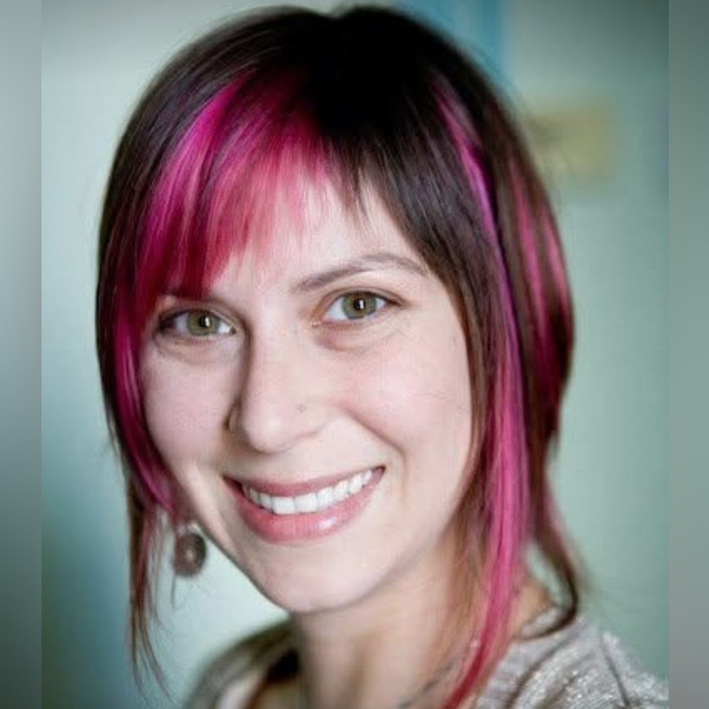Meet your Posher, Laura